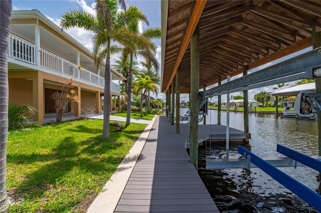 For Sale: $795,000 (3 beds, 3 baths, 2406 Square Feet)