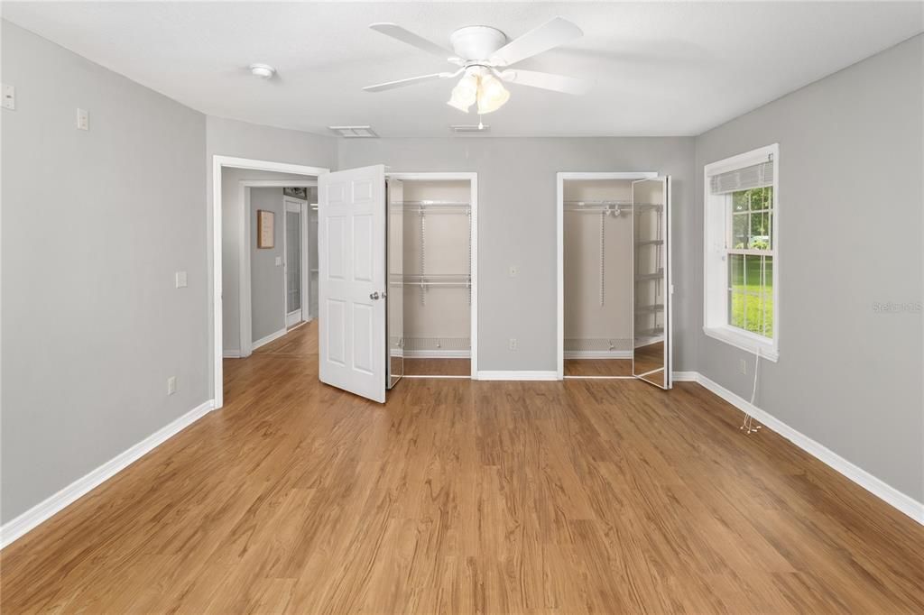 Active With Contract: $475,000 (5 beds, 4 baths, 3210 Square Feet)