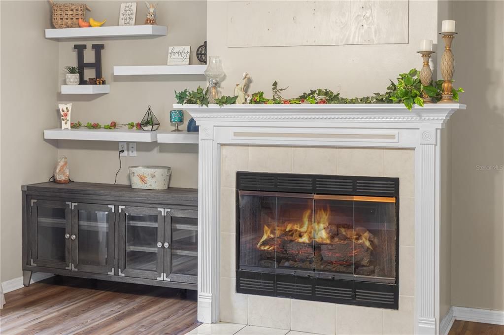 Active With Contract: $475,000 (5 beds, 4 baths, 3210 Square Feet)