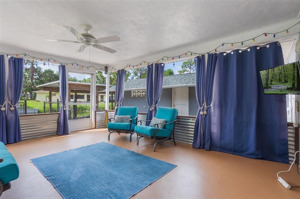 For Sale: $615,000 (3 beds, 2 baths, 2315 Square Feet)