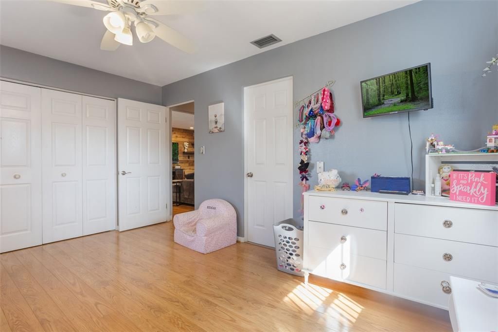 For Sale: $615,000 (3 beds, 2 baths, 2315 Square Feet)