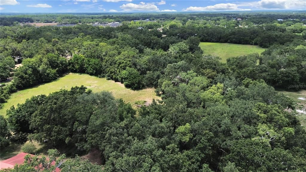 待售: $1,565,000 (24.80 acres)