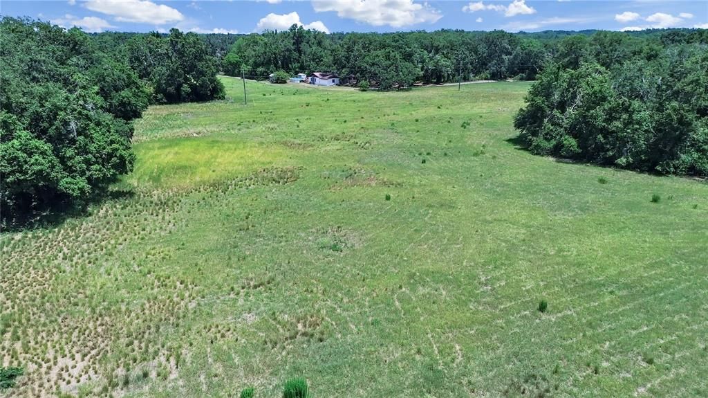 待售: $1,565,000 (24.80 acres)