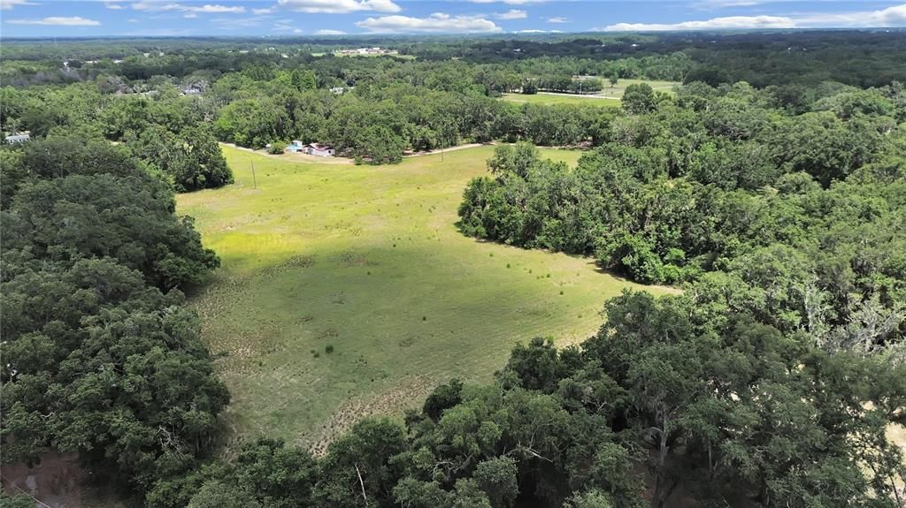 待售: $1,565,000 (24.80 acres)