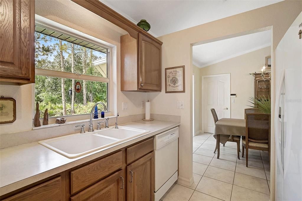 Active With Contract: $524,000 (2 beds, 2 baths, 1536 Square Feet)