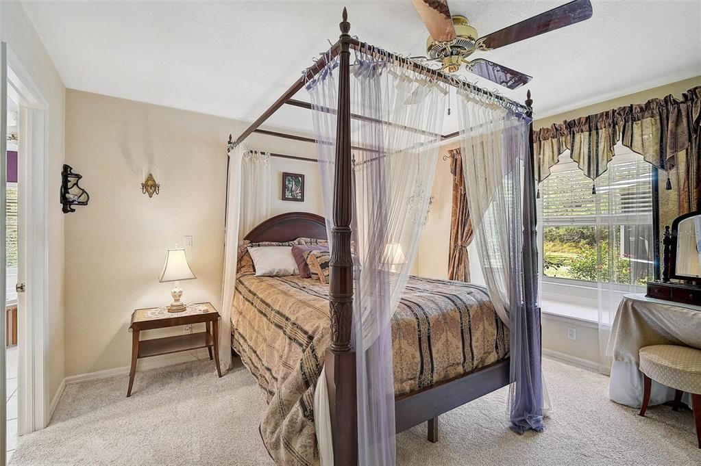 Active With Contract: $524,000 (2 beds, 2 baths, 1536 Square Feet)