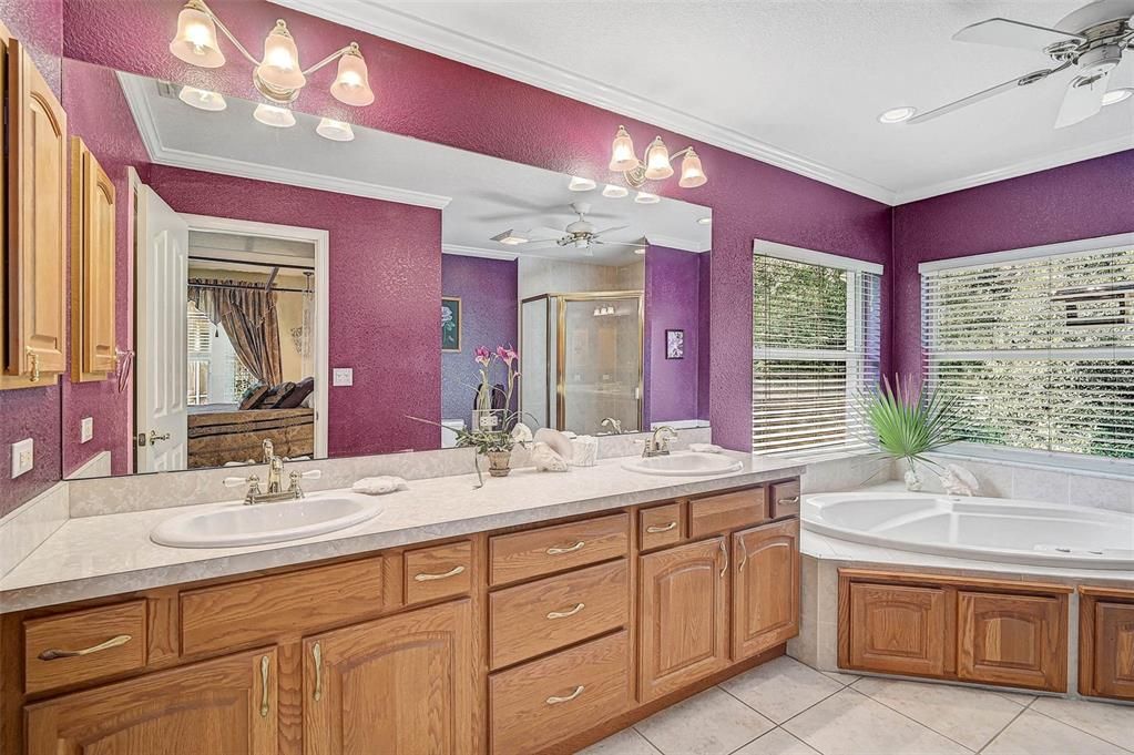 Active With Contract: $524,000 (2 beds, 2 baths, 1536 Square Feet)