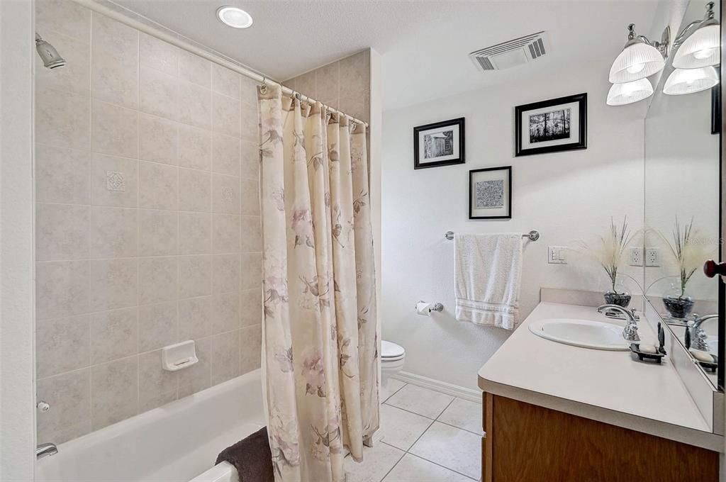 Active With Contract: $524,000 (2 beds, 2 baths, 1536 Square Feet)