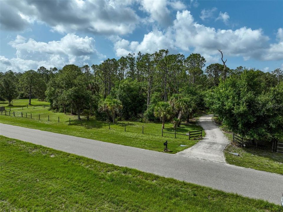 Active With Contract: $524,000 (2 beds, 2 baths, 1536 Square Feet)