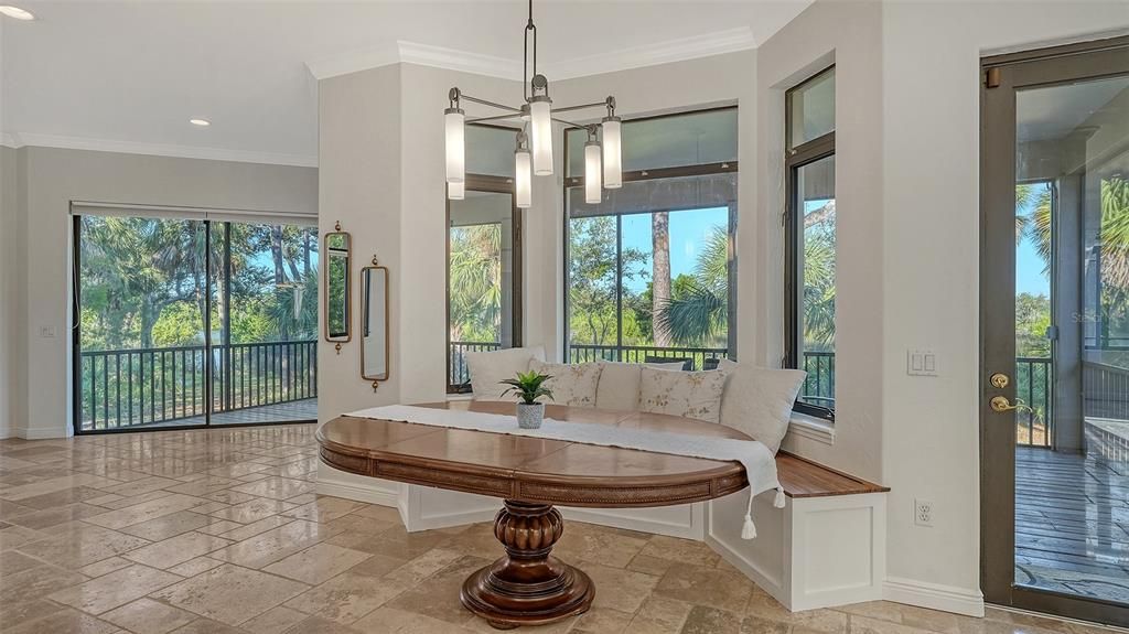 待售: $1,150,000 (3 贝兹, 2 浴室, 2905 平方英尺)