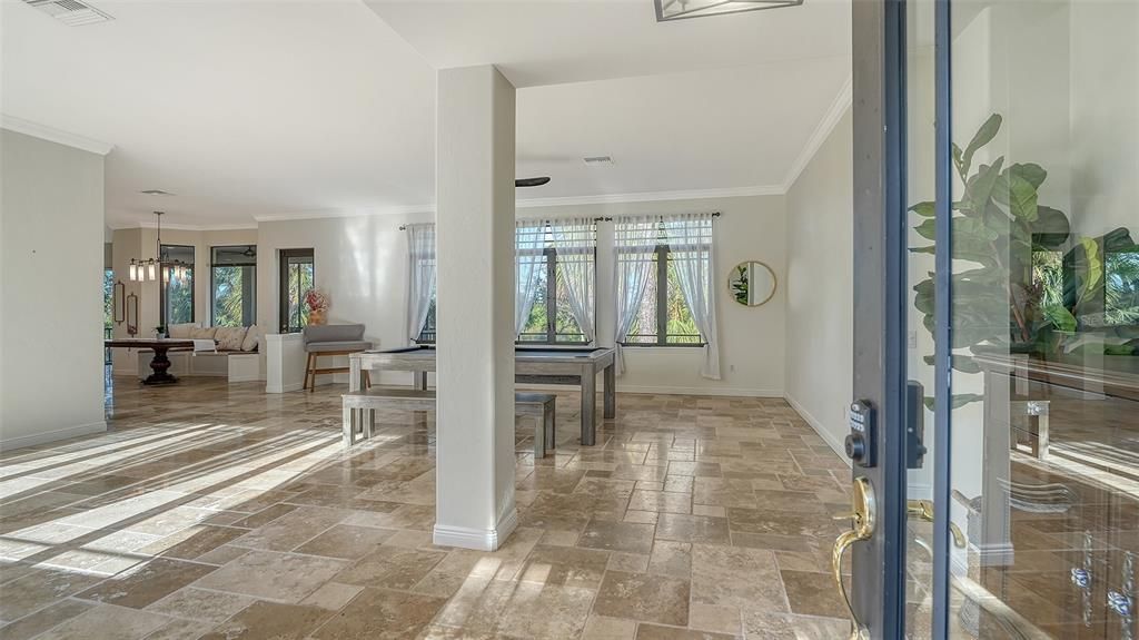 待售: $1,150,000 (3 贝兹, 2 浴室, 2905 平方英尺)