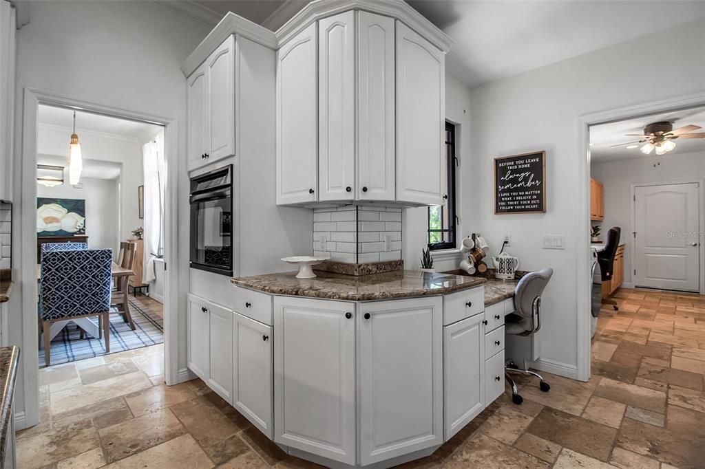 待售: $1,150,000 (3 贝兹, 2 浴室, 2905 平方英尺)