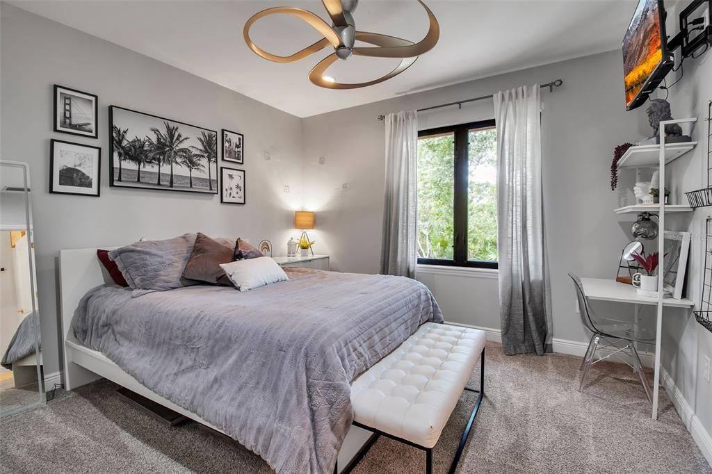 待售: $1,150,000 (3 贝兹, 2 浴室, 2905 平方英尺)