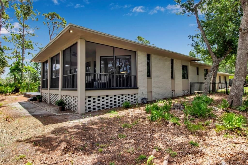 待售: $1,150,000 (3 贝兹, 2 浴室, 2905 平方英尺)