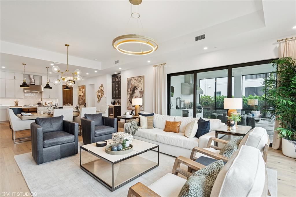 For Sale: $1,350,000 (3 beds, 3 baths, 2369 Square Feet)