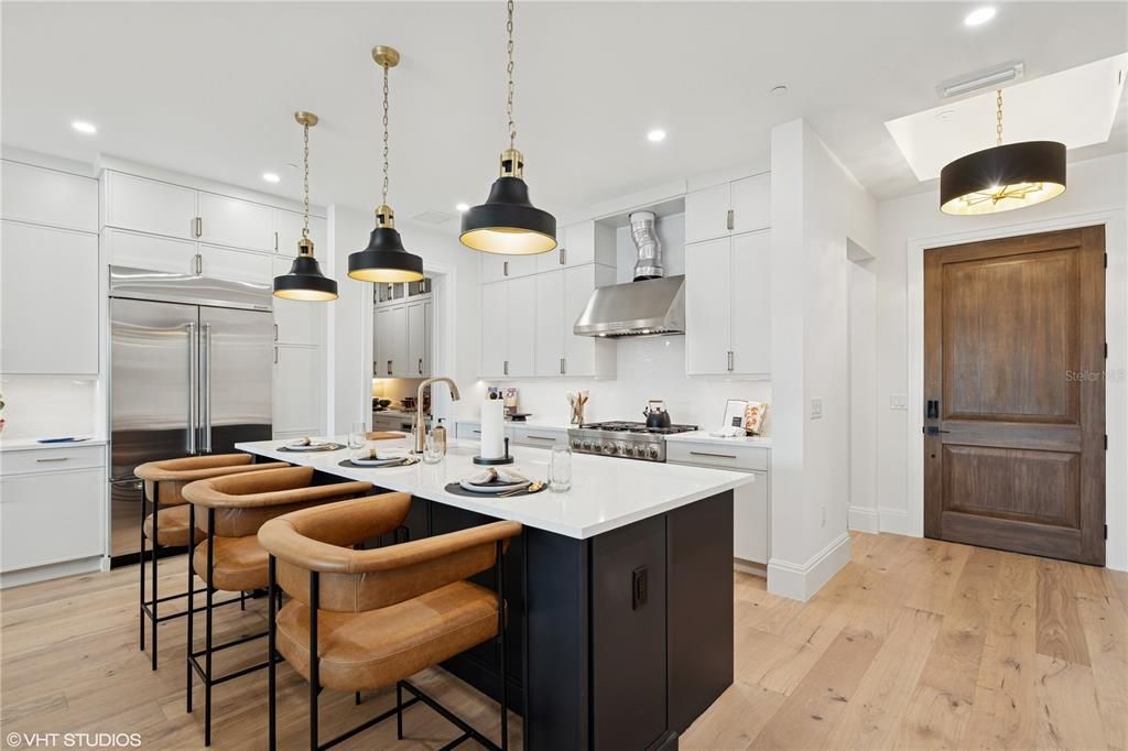 For Sale: $1,350,000 (3 beds, 3 baths, 2369 Square Feet)