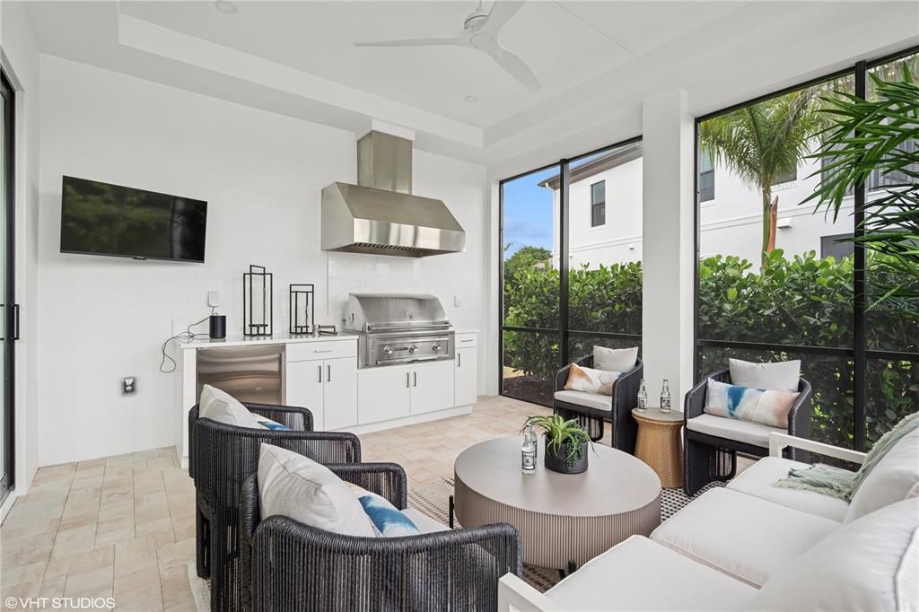 For Sale: $1,350,000 (3 beds, 3 baths, 2369 Square Feet)