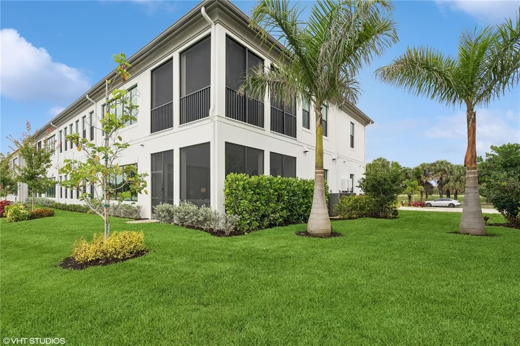 For Sale: $1,350,000 (3 beds, 3 baths, 2369 Square Feet)