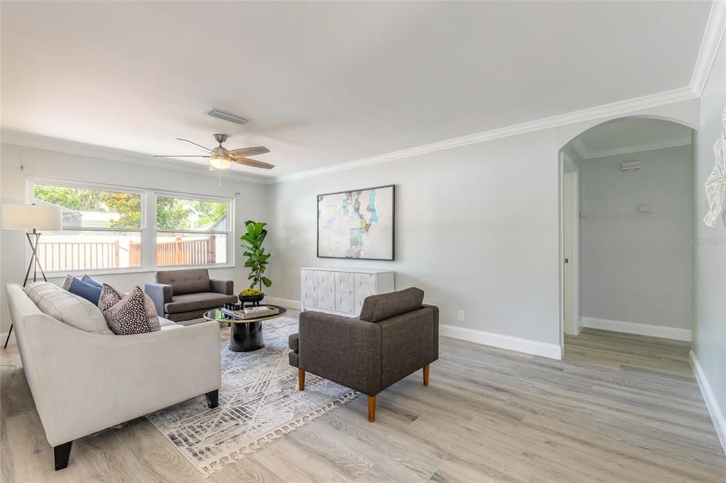 Active With Contract: $334,900 (3 beds, 2 baths, 1751 Square Feet)