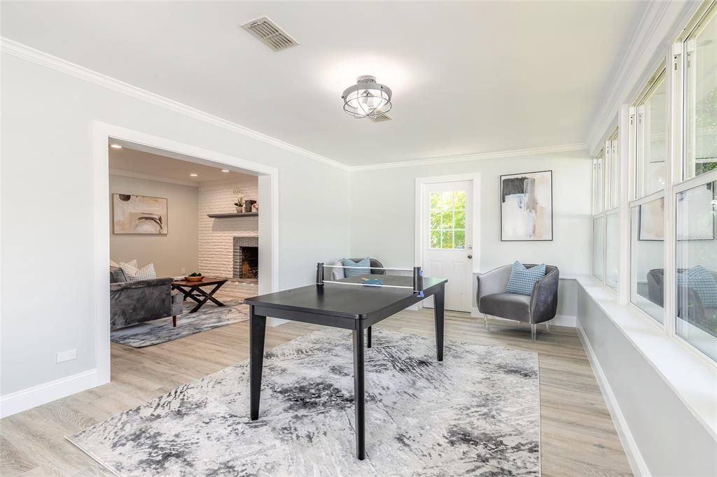 Active With Contract: $334,900 (3 beds, 2 baths, 1751 Square Feet)