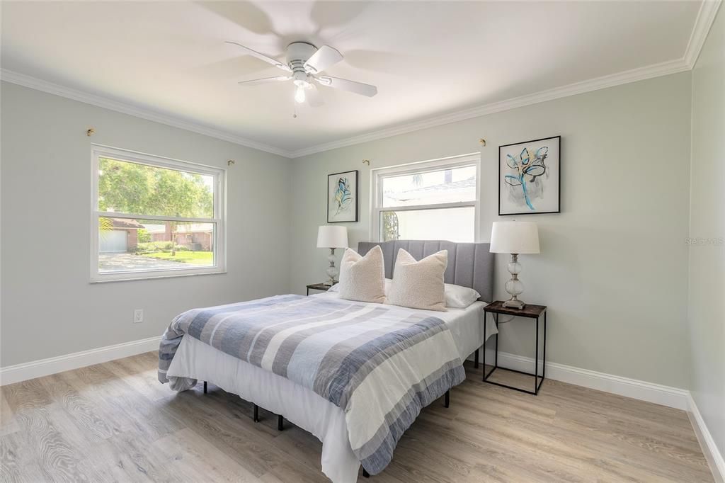 Active With Contract: $334,900 (3 beds, 2 baths, 1751 Square Feet)