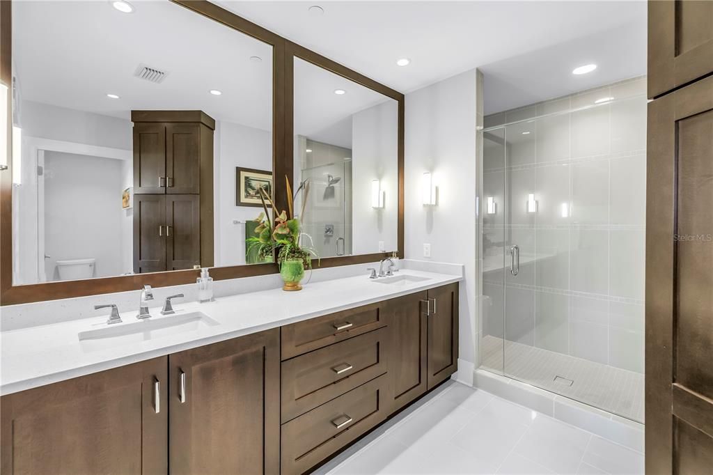 Activo con contrato: $1,179,000 (2 camas, 2 baños, 1724 Pies cuadrados)