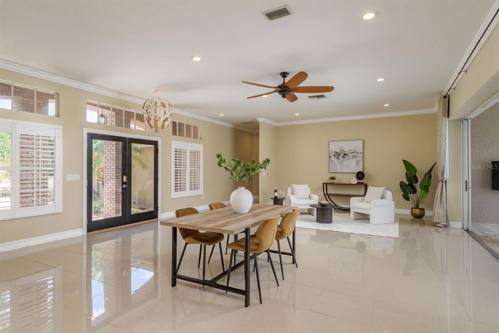 Activo con contrato: $899,900 (5 camas, 4 baños, 4006 Pies cuadrados)