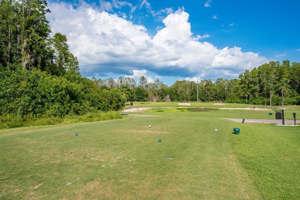 Activo con contrato: $899,900 (5 camas, 4 baños, 4006 Pies cuadrados)