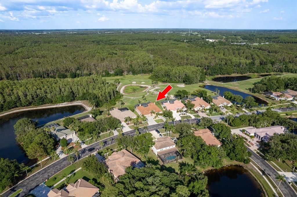 Activo con contrato: $899,900 (5 camas, 4 baños, 4006 Pies cuadrados)