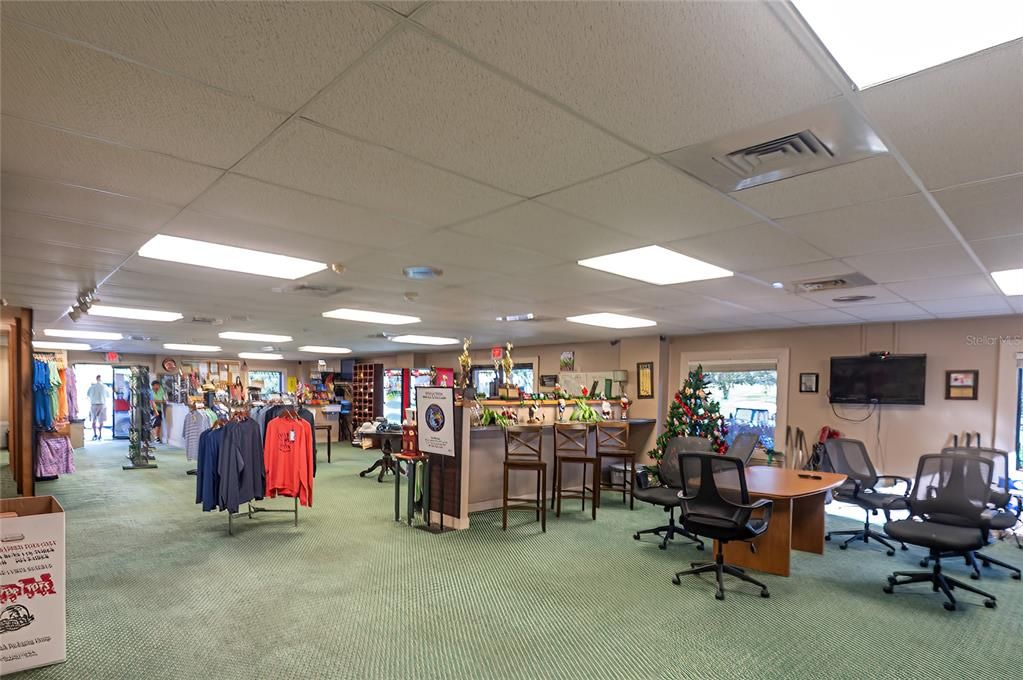 На продажу: $176,900 (2 спален, 2 ванн, 1442 Квадратных фут)