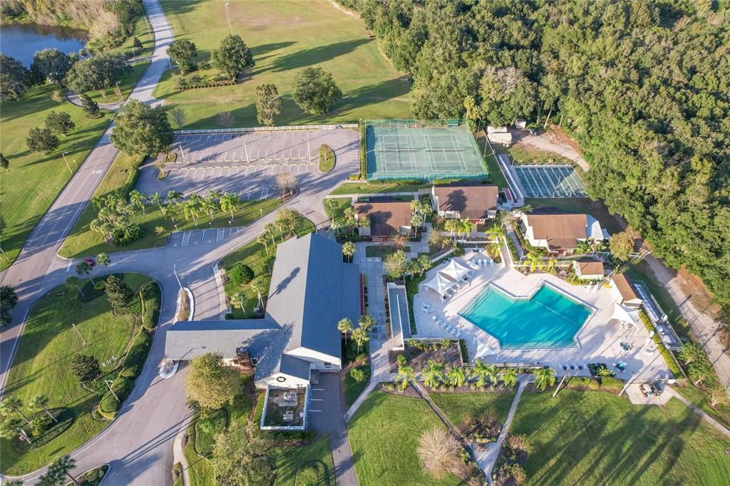 На продажу: $176,900 (2 спален, 2 ванн, 1442 Квадратных фут)