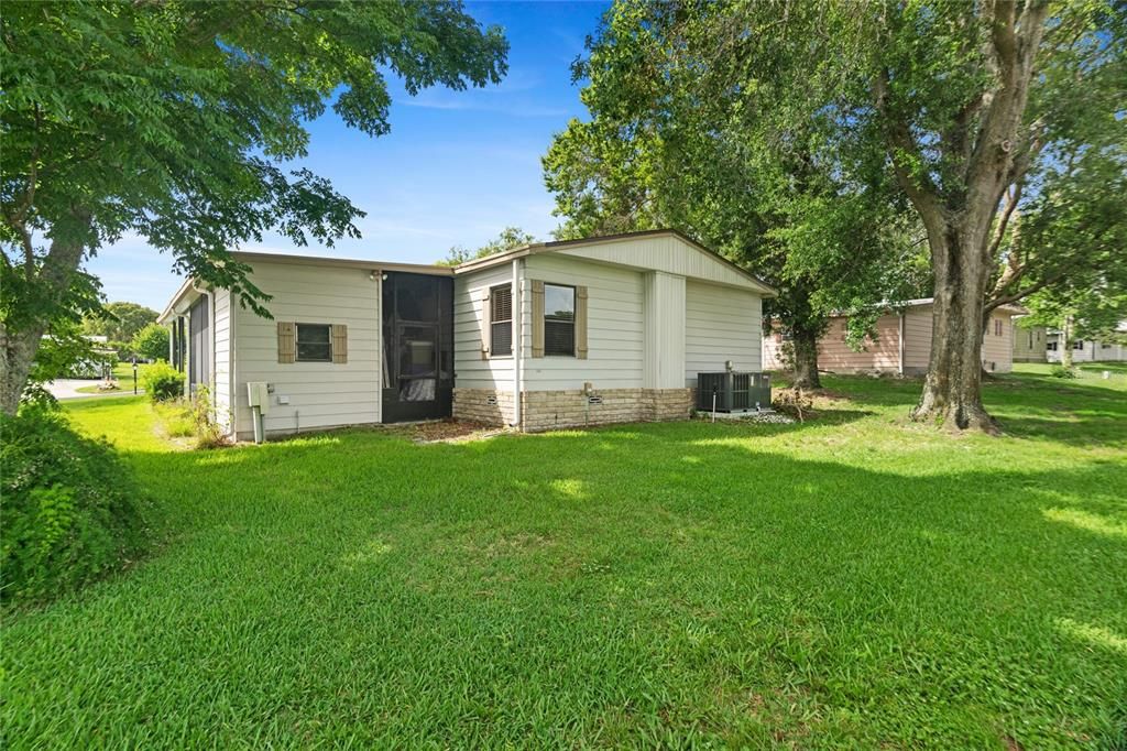 На продажу: $176,900 (2 спален, 2 ванн, 1442 Квадратных фут)