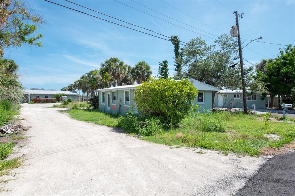 合同活跃: $750,000 (2 贝兹, 0 浴室, 1617 平方英尺)