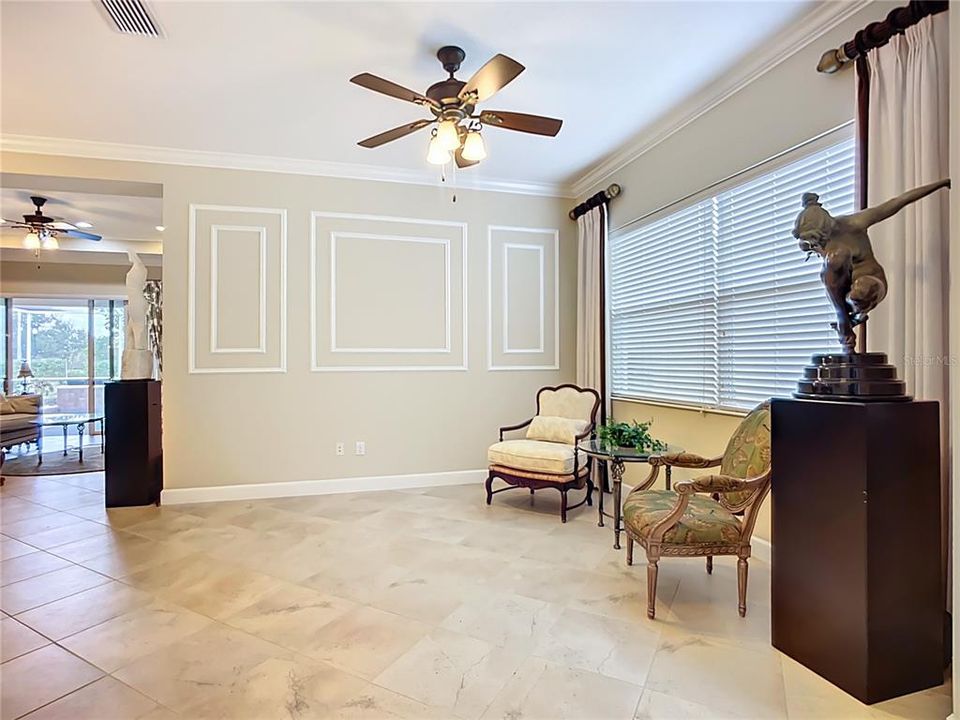 待售: $350,000 (2 贝兹, 2 浴室, 1984 平方英尺)