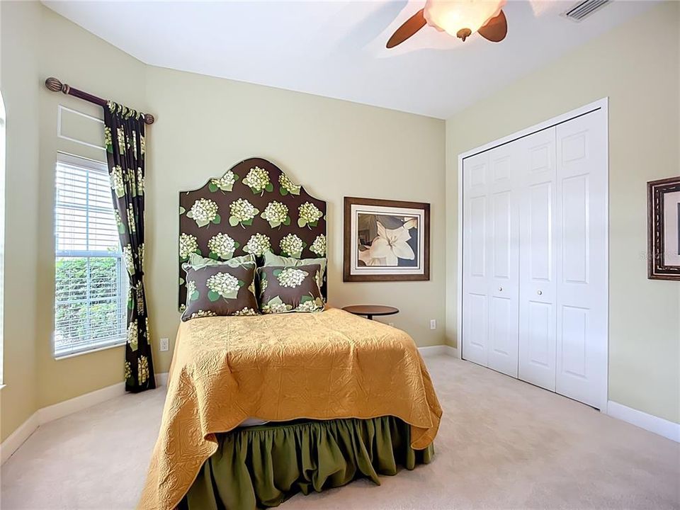 待售: $350,000 (2 贝兹, 2 浴室, 1984 平方英尺)