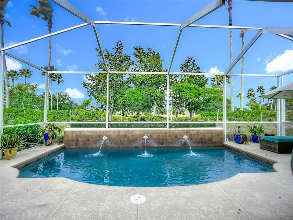 待售: $350,000 (2 贝兹, 2 浴室, 1984 平方英尺)