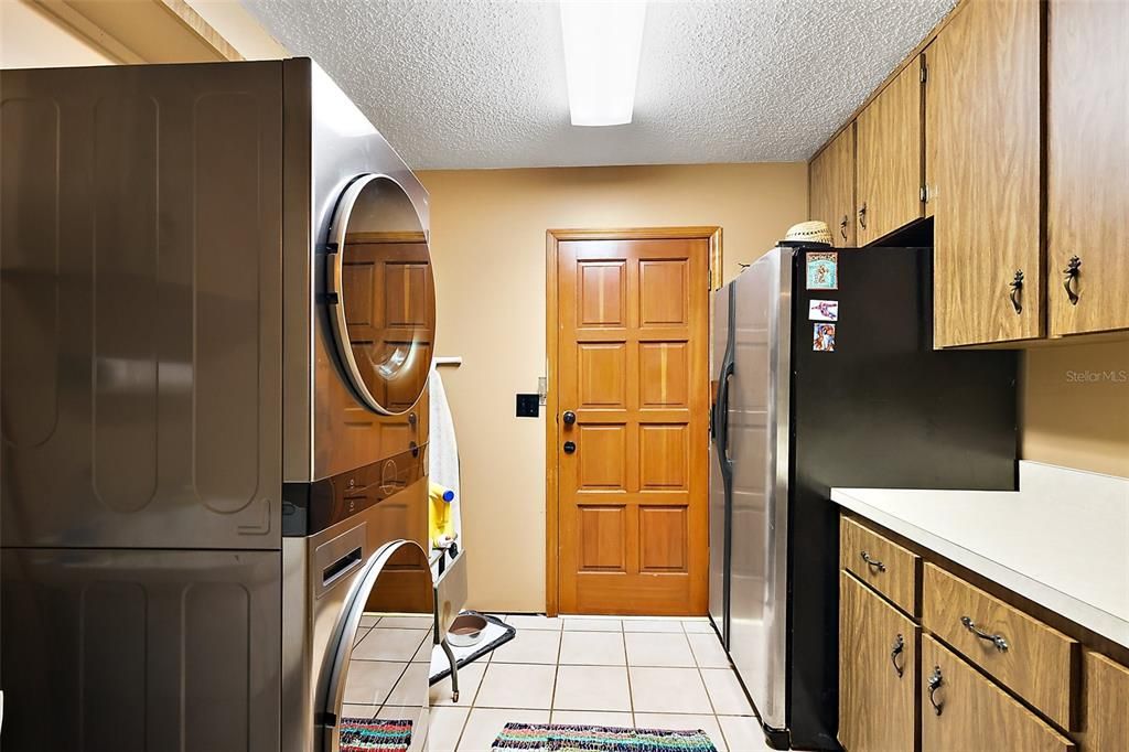 For Sale: $750,000 (4 beds, 2 baths, 3430 Square Feet)