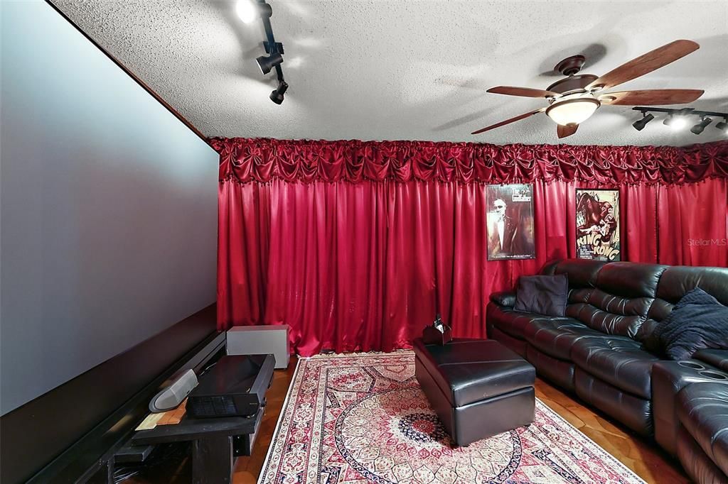 For Sale: $750,000 (4 beds, 2 baths, 3430 Square Feet)