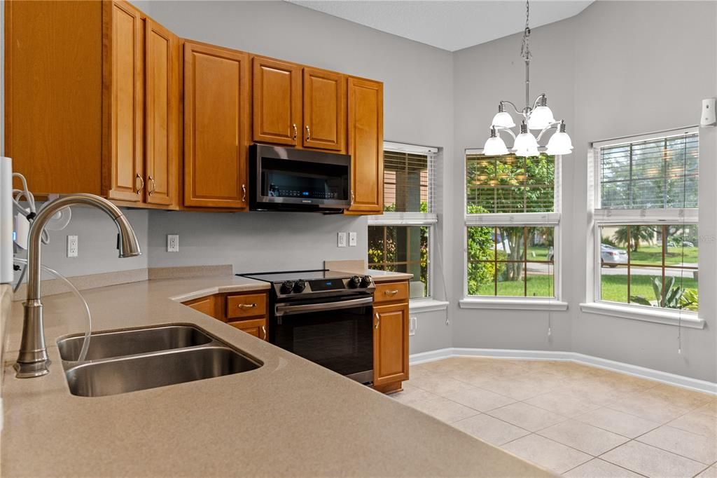 待售: $350,000 (3 贝兹, 2 浴室, 1552 平方英尺)