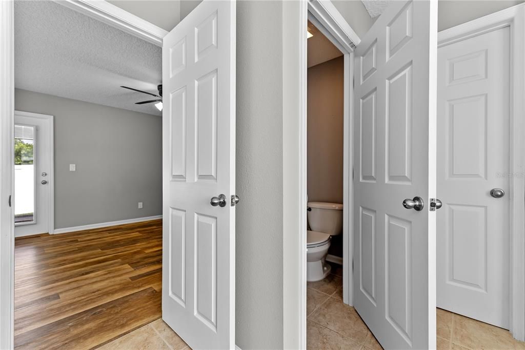 待售: $350,000 (3 贝兹, 2 浴室, 1552 平方英尺)