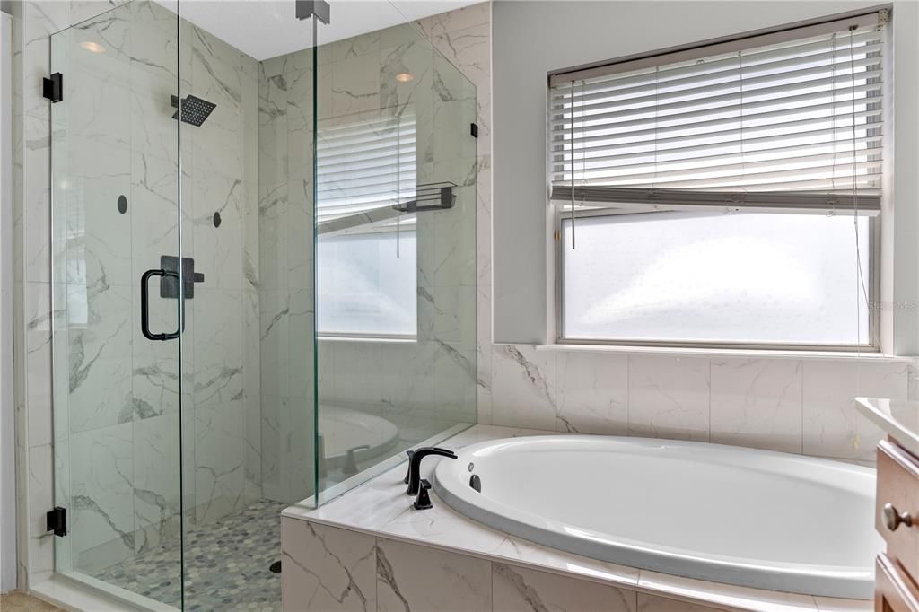 待售: $350,000 (3 贝兹, 2 浴室, 1552 平方英尺)