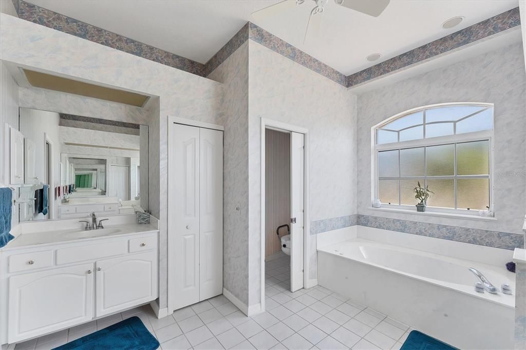 For Sale: $1,449,899 (3 beds, 3 baths, 3010 Square Feet)