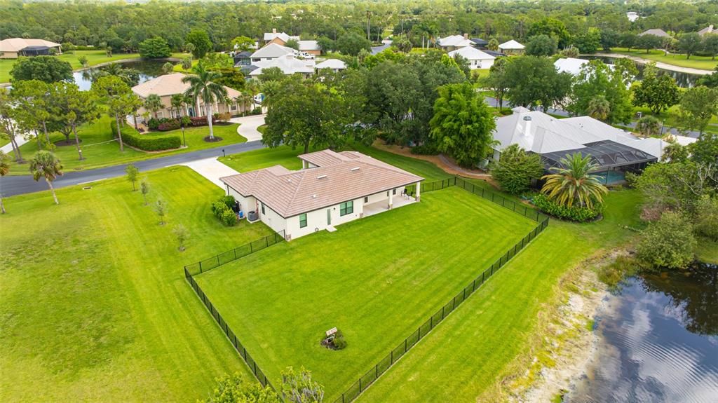 En Venta: $599,000 (3 camas, 2 baños, 1964 Pies cuadrados)