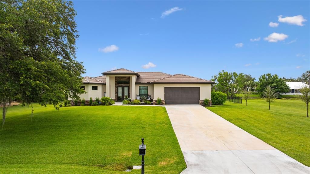 En Venta: $599,000 (3 camas, 2 baños, 1964 Pies cuadrados)