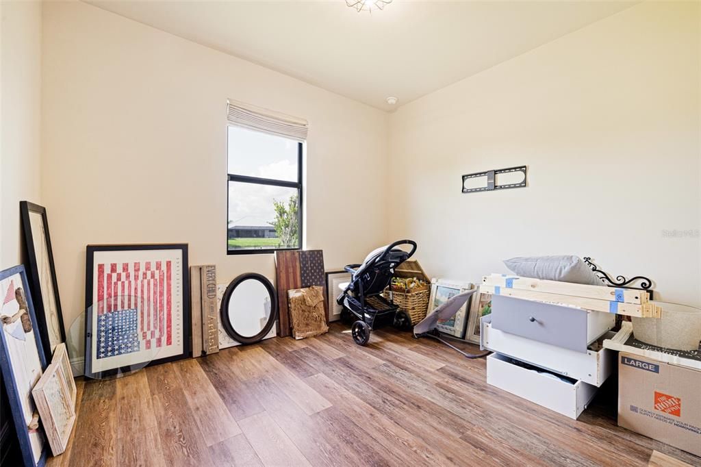 En Venta: $599,000 (3 camas, 2 baños, 1964 Pies cuadrados)