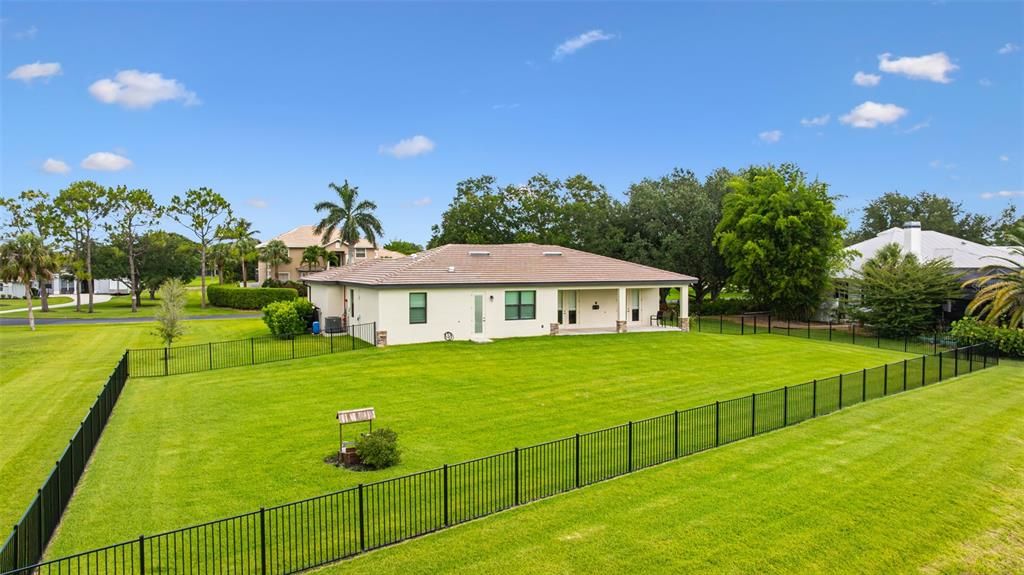 En Venta: $599,000 (3 camas, 2 baños, 1964 Pies cuadrados)