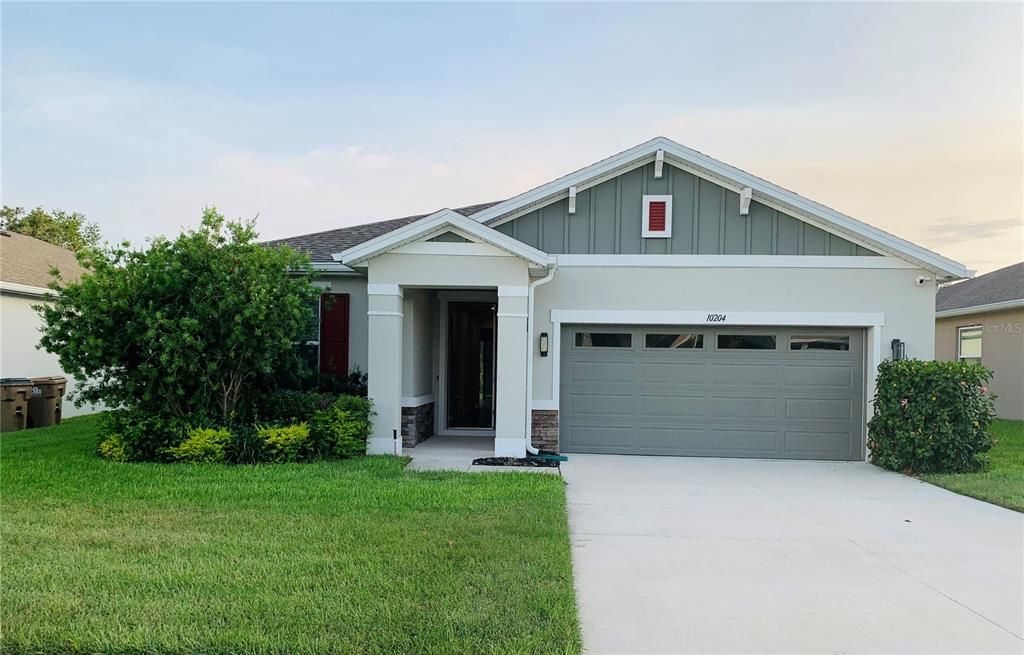 最近租的: $2,600 (4 贝兹, 3 浴室, 2075 平方英尺)