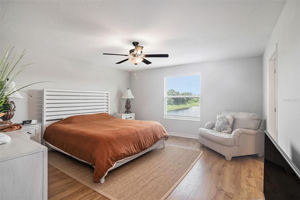 待售: $365,000 (4 贝兹, 2 浴室, 2635 平方英尺)