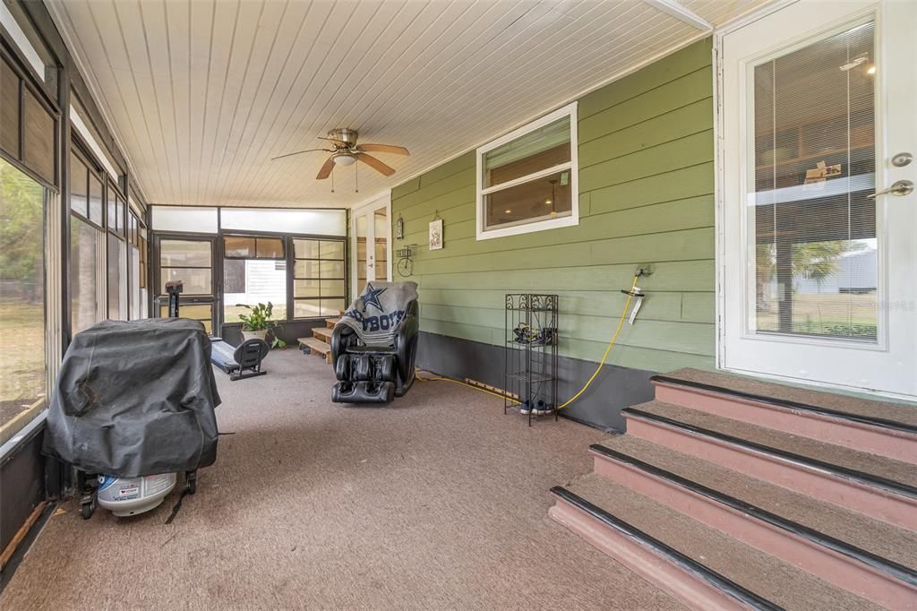 На продажу: $299,900 (3 спален, 2 ванн, 2272 Квадратных фут)