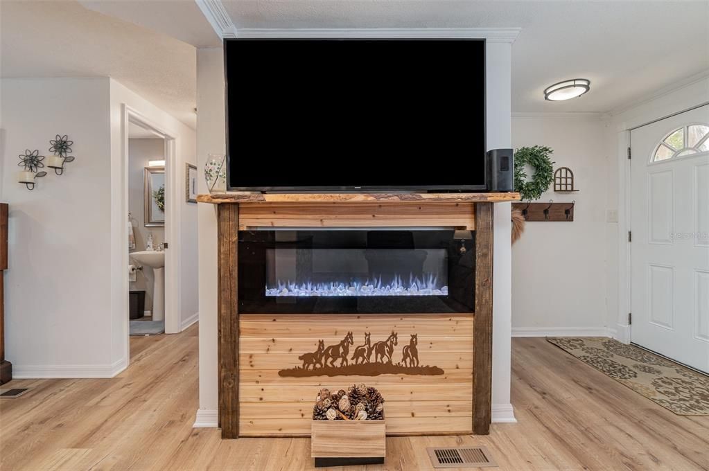 На продажу: $299,900 (3 спален, 2 ванн, 2272 Квадратных фут)